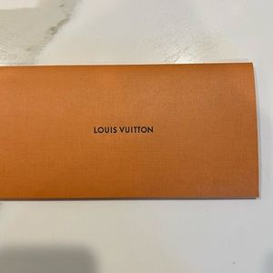 LV receipts holder